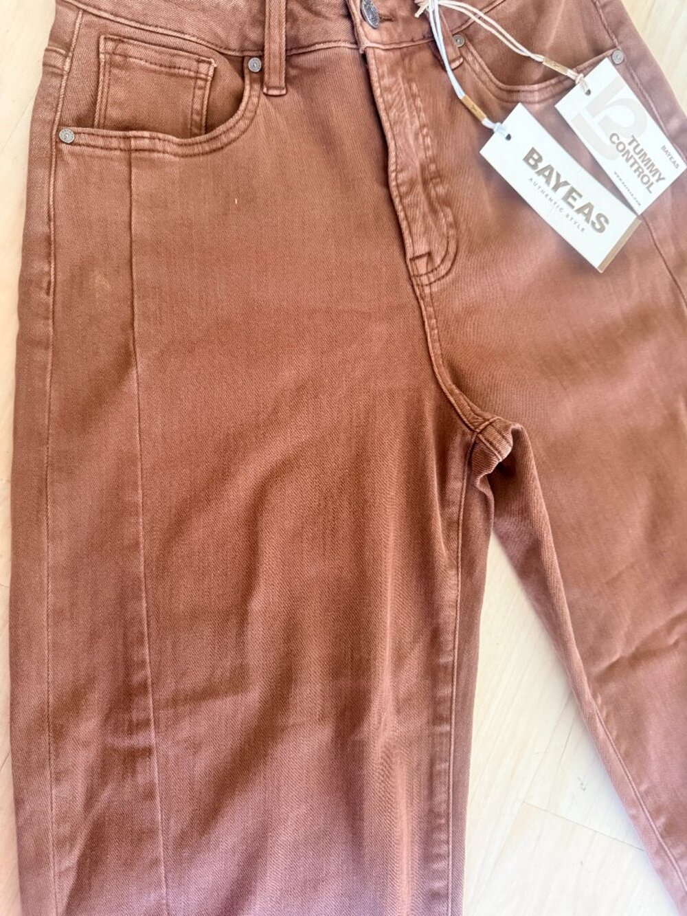 BAYEAS High Rise Barrel Rolled Jeans Espresso Sz. 26 NWT Retail $108 - Picture 5 of 14
